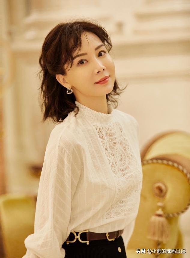 短发发型图片女减龄烫发？5款短烫发更适合你