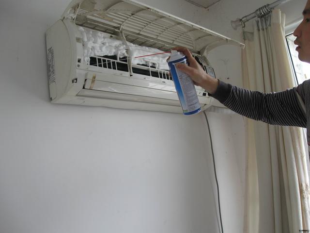 如何自己清洗空调室内机？空调内机清洗方法和步骤