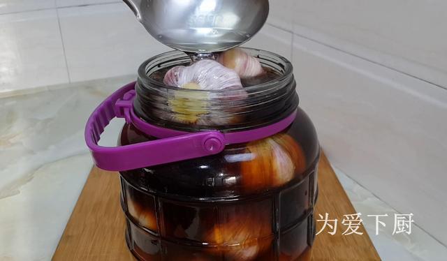 糖醋大蒜头怎么腌制方法？糖醋蒜的制作教程