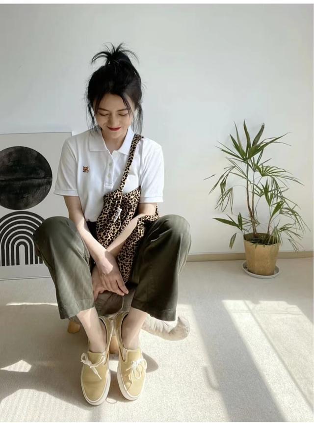 polo衫配什么裤子好看女生？polo衫搭配小技巧