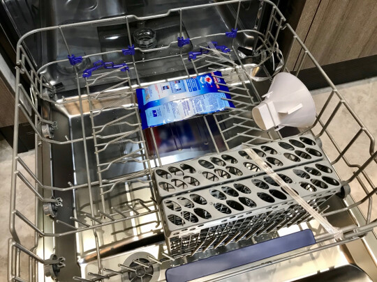 外观展示美的洗碗机GX1000怎么样?用后一周讲真实体验感受