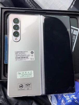 三星Galaxy Z Fold3 5G手机到底怎么样，参数如何！