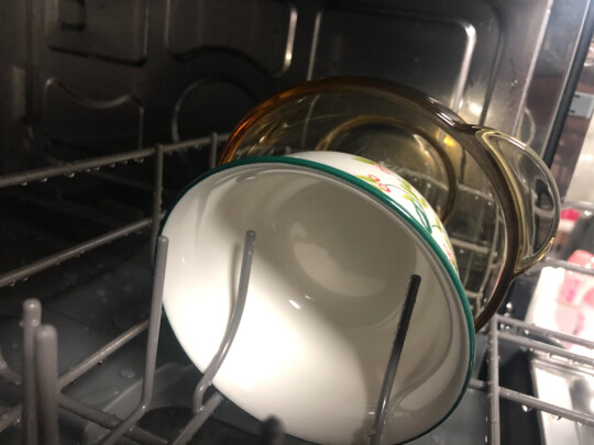 报价参数华凌洗碗机和布谷洗碗机哪个好?上手一周讲体验感受