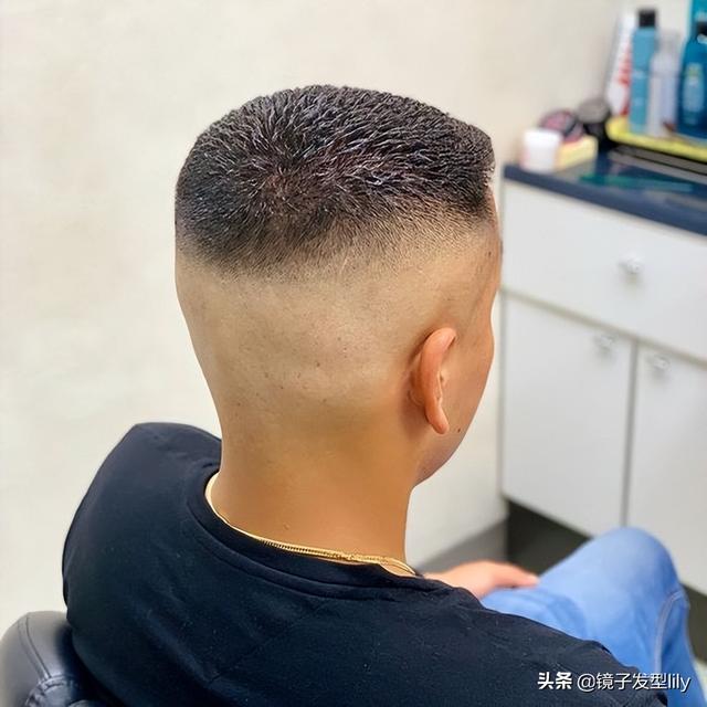今年男生流行发型？新时尚男士发型15款
