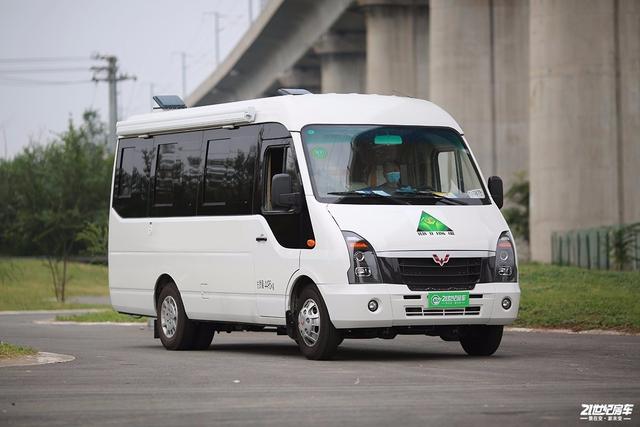 五菱房车价格10万一20万图片？五菱自动挡房车2022年最新款