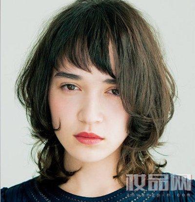 瓜子脸适合什么发型？8款时髦魅力发型显优雅