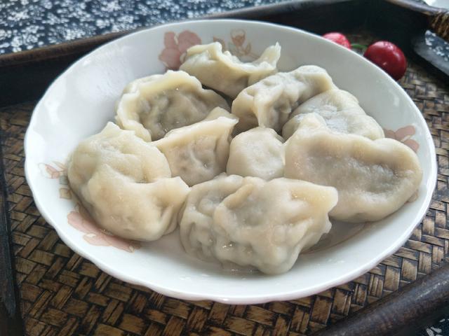 冻饺子怎么煮不破皮？教你正确煮速冻饺子的方法