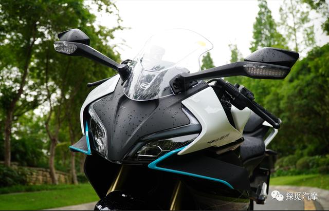 sr450春风价格？春风450sr建议新手骑吗
