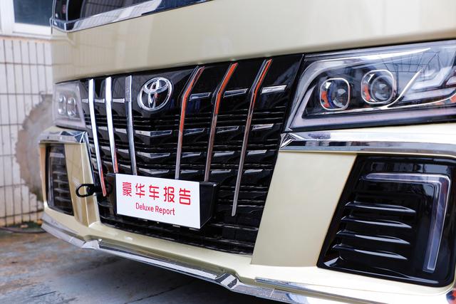 考斯特商务车7座价格尺寸？丰田海狮考斯特七座图片
