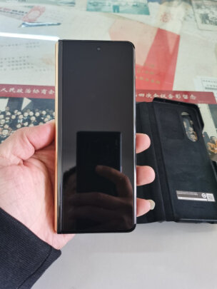 三星W22 5G手机好吗？图文评测曝光