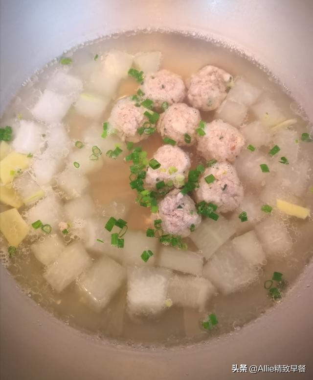 如何用电饭锅做蛋糕？电饭锅蛋糕的制作方法