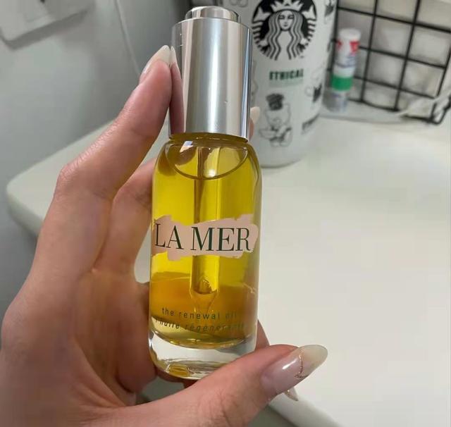 什么牌子的精华液好用又不贵？公认好用的4款大牌精华