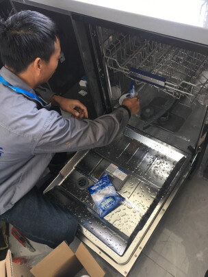 外观展示美的洗碗机GX1000怎么样?用后一周讲真实体验感受