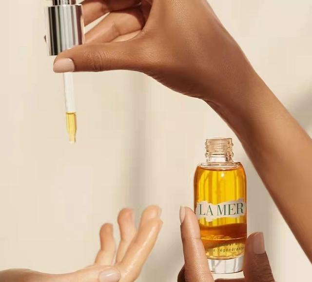 什么牌子的精华液好用又不贵？公认好用的4款大牌精华