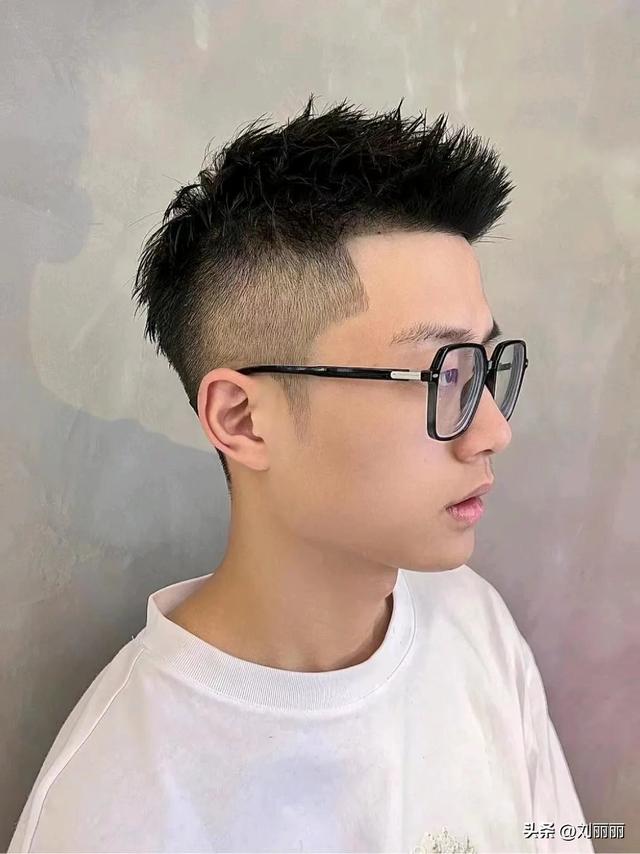 潮男发型图片大全？最有型的男士发型
