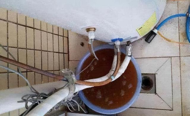热水器不出热水怎么回事？热水器不出水了是哪里坏了