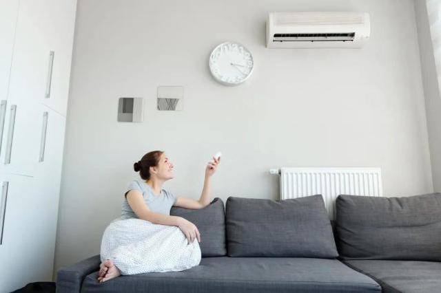 空调开多少度省电又凉快？晚上空调26度省电还是28度省钱