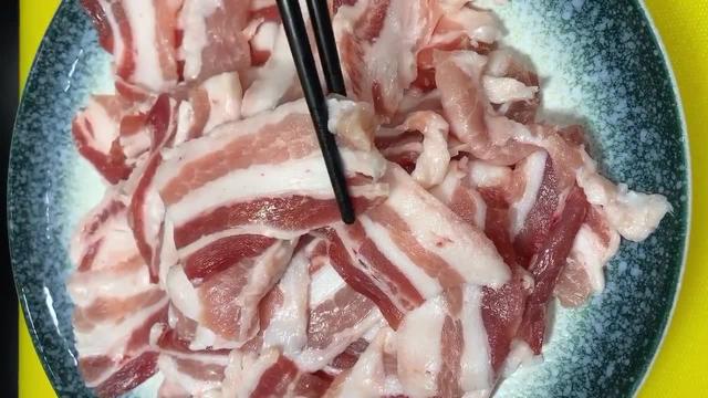 湖南辣椒炒肉怎么炒好吃又嫩？辣椒炒肉的正确做法香辣下饭