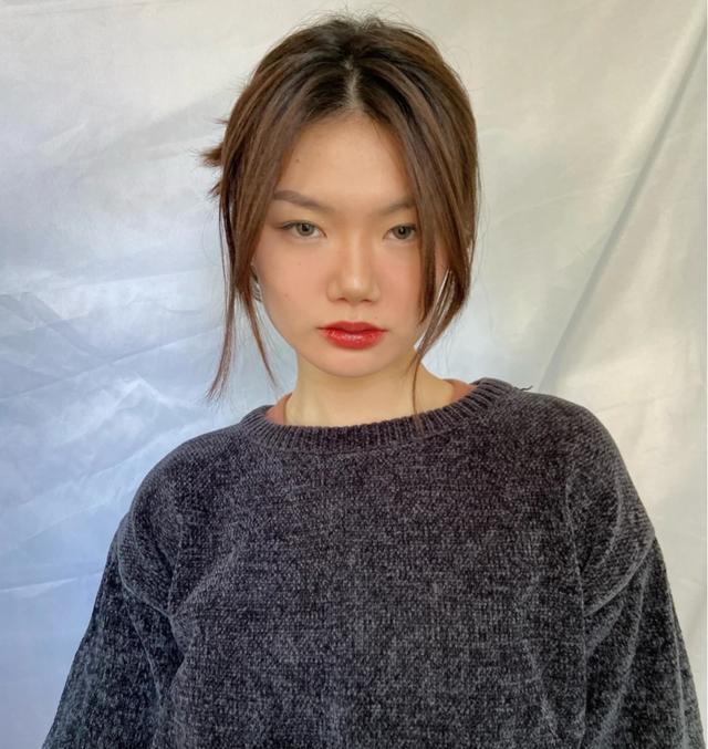 圆脸方脸适合什么发型？适合大圆脸女生发型图片