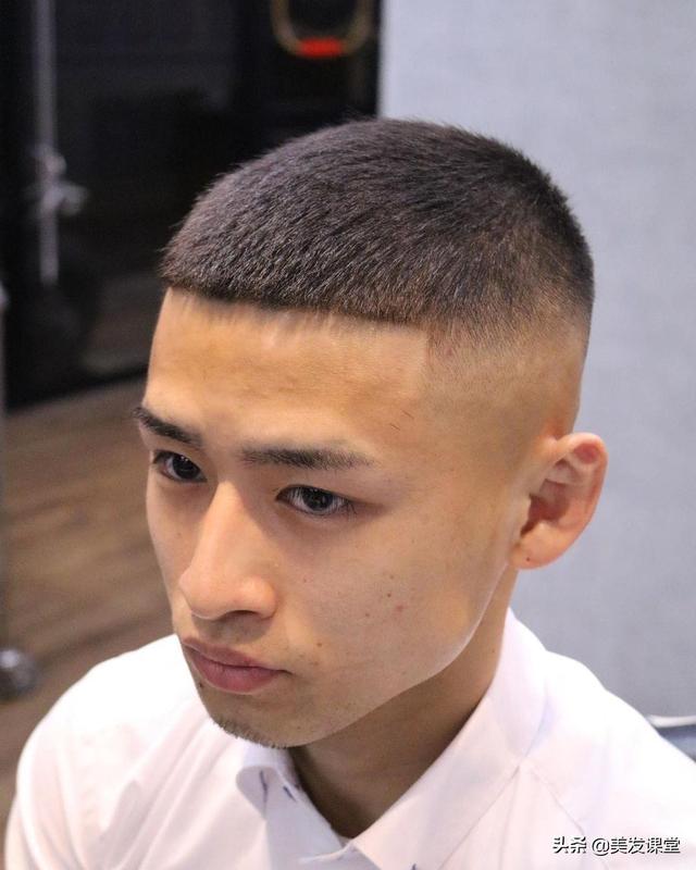 男生纹理发型短发？20款男生粗硬发发型