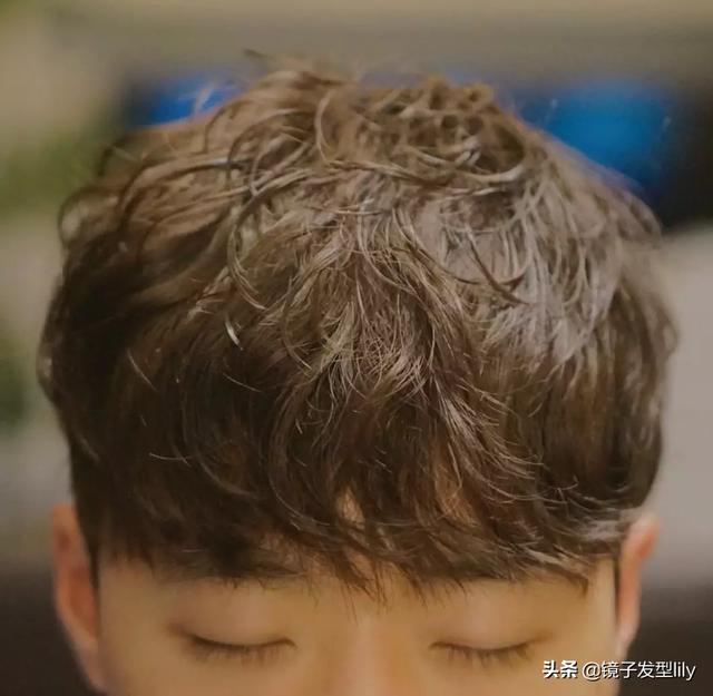 男士最新流行发型图片？2020新流行男士烫发18款
