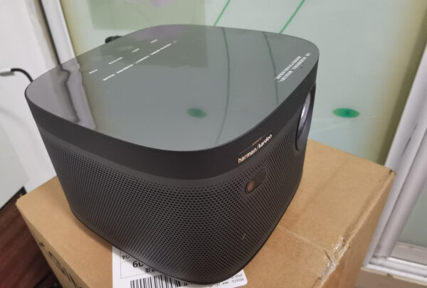 极米NEW Z8X怎么样？用后一周讲内幕真相？