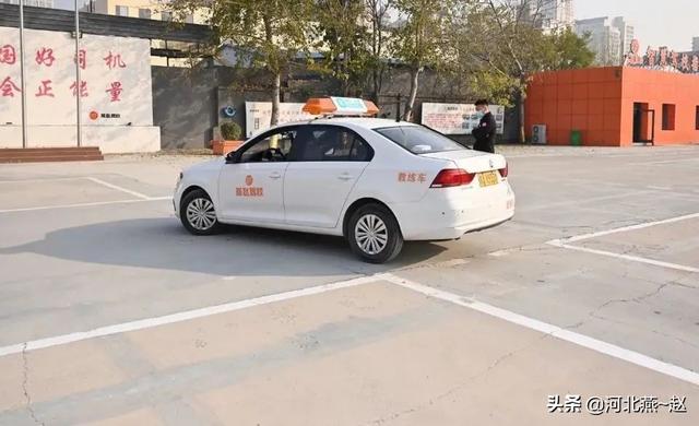 s弯方向盘打法口诀？学车必须要学会打方向盘吗