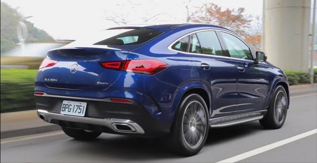 gle300奔驰最新报价2022款？奔驰gle300车长宽高多少