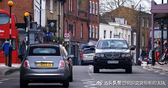 开车的基本操作步骤？新手司机上路开车实用技巧