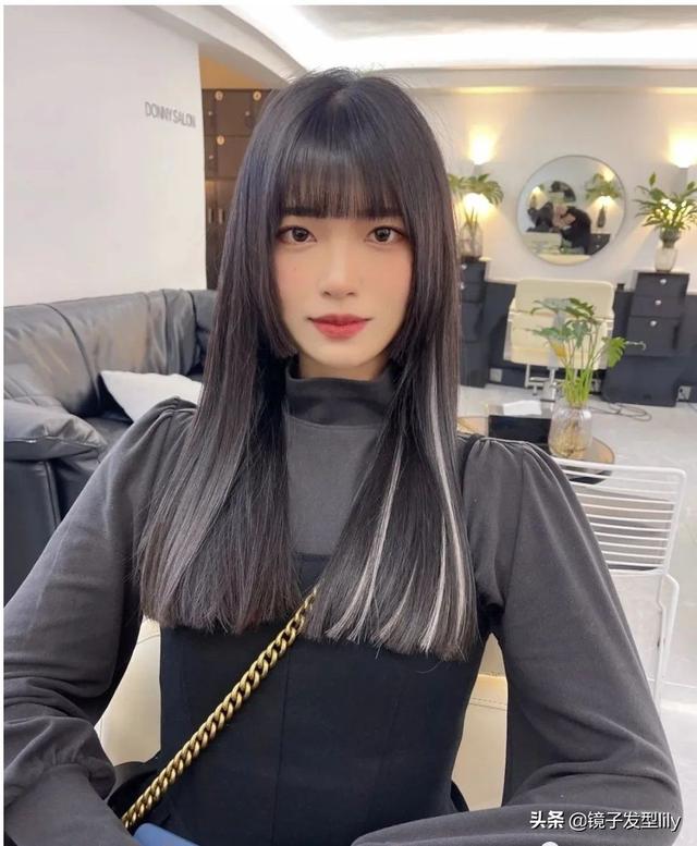 长发直发发型图片女？推荐14款最火的发型