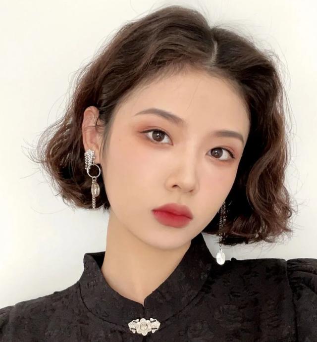 短发发型图片女减龄？分享5款经典的短发