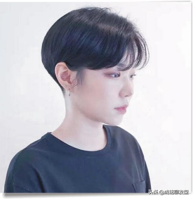女生帅气短发发型图片？女生个性的中性风短发