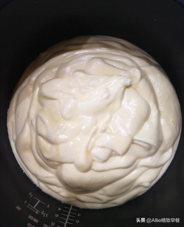 如何用电饭锅做蛋糕？电饭锅蛋糕的制作方法