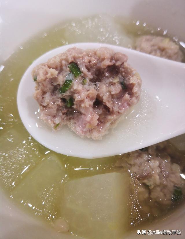 如何用电饭锅做蛋糕？电饭锅蛋糕的制作方法