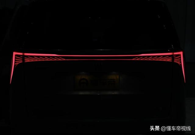 埃尔法商务车价格及图片？别克全新mpv世纪上市定位高于gl8