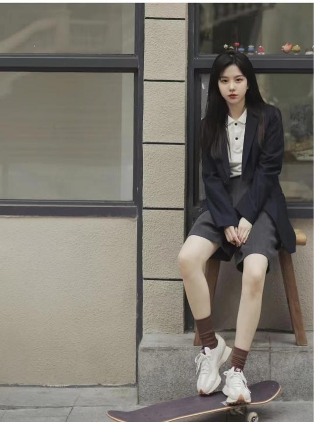 polo衫配什么裤子好看女生？polo衫搭配小技巧