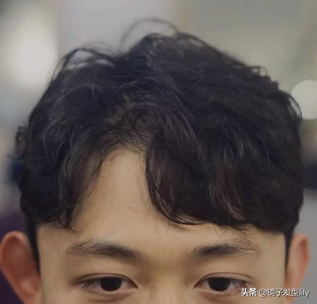 男士最新流行发型图片？2020新流行男士烫发18款