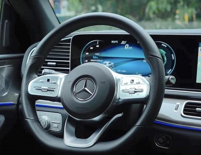 gle300奔驰最新报价2022款？奔驰gle300车长宽高多少