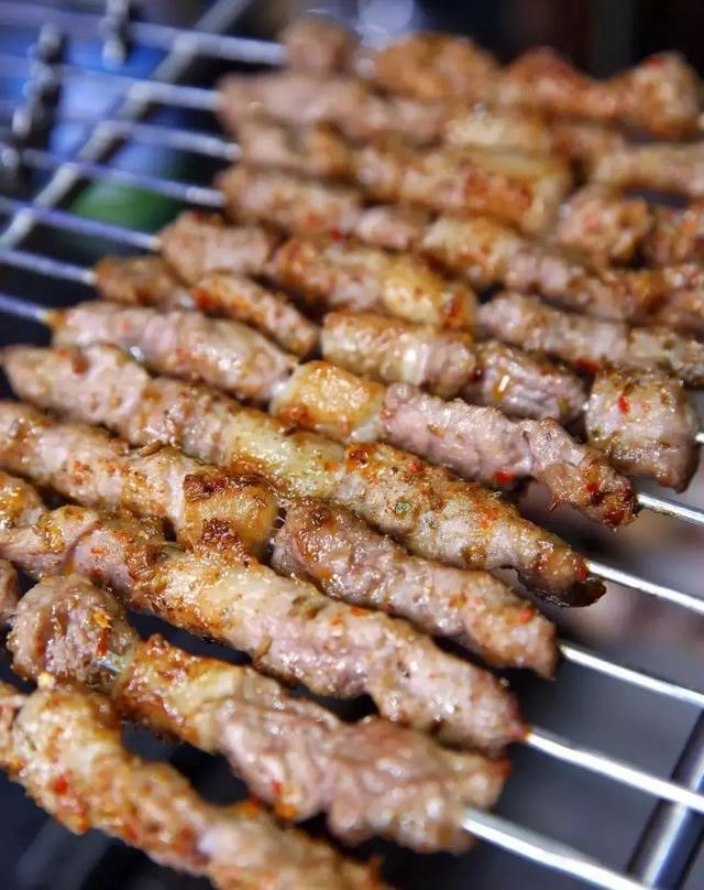 羊肉串怎么腌制最好吃？烤羊肉串最好的腌制方法