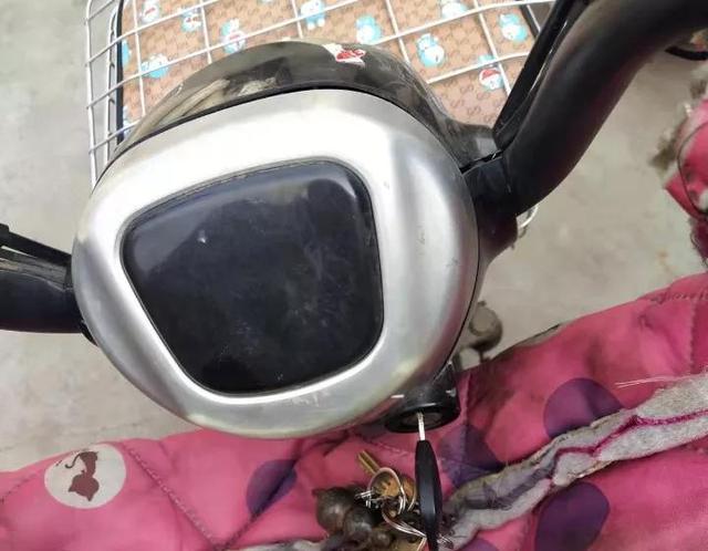 电动车不走了但是有电怎么修理？电动车突然不走了但是有电