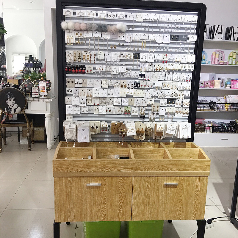 整洁的耳环首饰展示柜,你选对了吗? 整洁的耳环首饰展示柜,你选对了吗?