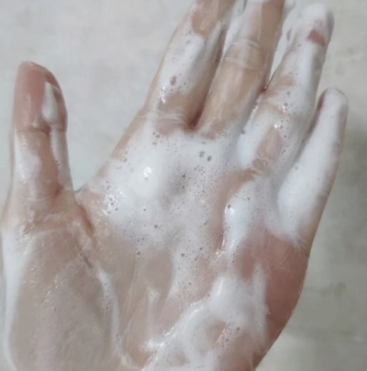 叶子洗面奶好用吗?分享深层清洁控油收缩毛孔氨基酸 叶子洗面奶好用吗?分享深层清洁控油收缩毛孔氨基酸