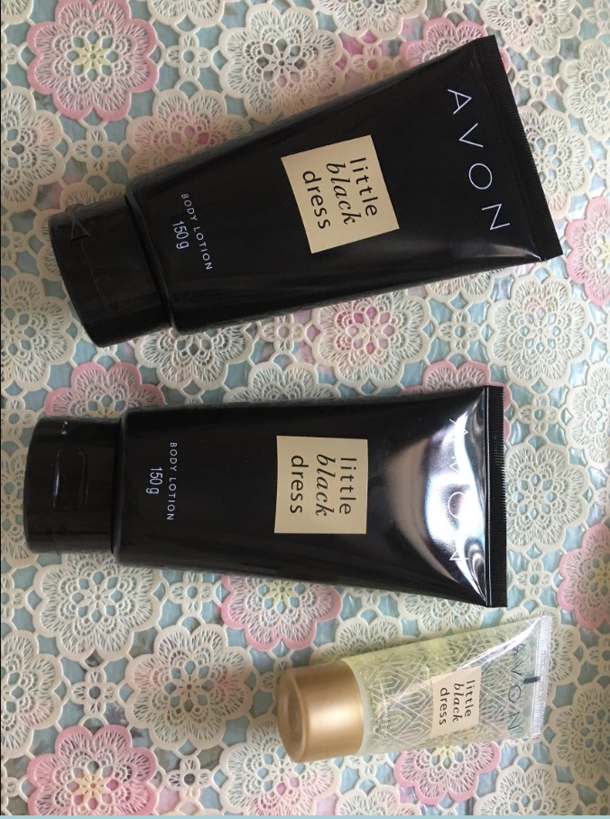 雅芳小黑裙身体乳好用吗?分享保湿保湿的个人使用效果 雅芳小黑裙身体乳好用吗?分享保湿保湿的个人使用效果