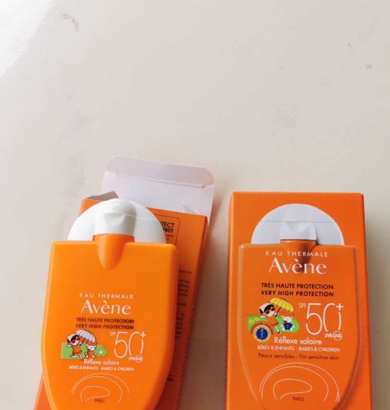 雅漾防晒霜小金刚防晒效果好吗?真正使用卸妆的感觉 雅漾防晒霜小金刚防晒效果好吗?真正使用卸妆的感觉